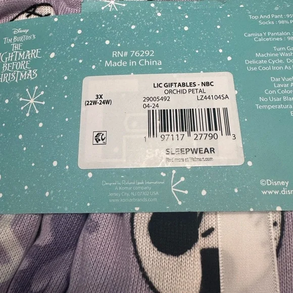 Disney Jack Skellington 3 Piece Set Womens Size 3X (22-24) Pajamas Pjs Socks NWT - Picture 7 of 14